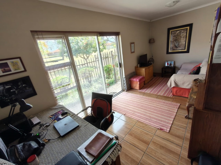 3 Bedroom Property for Sale in Waterkloof East North West